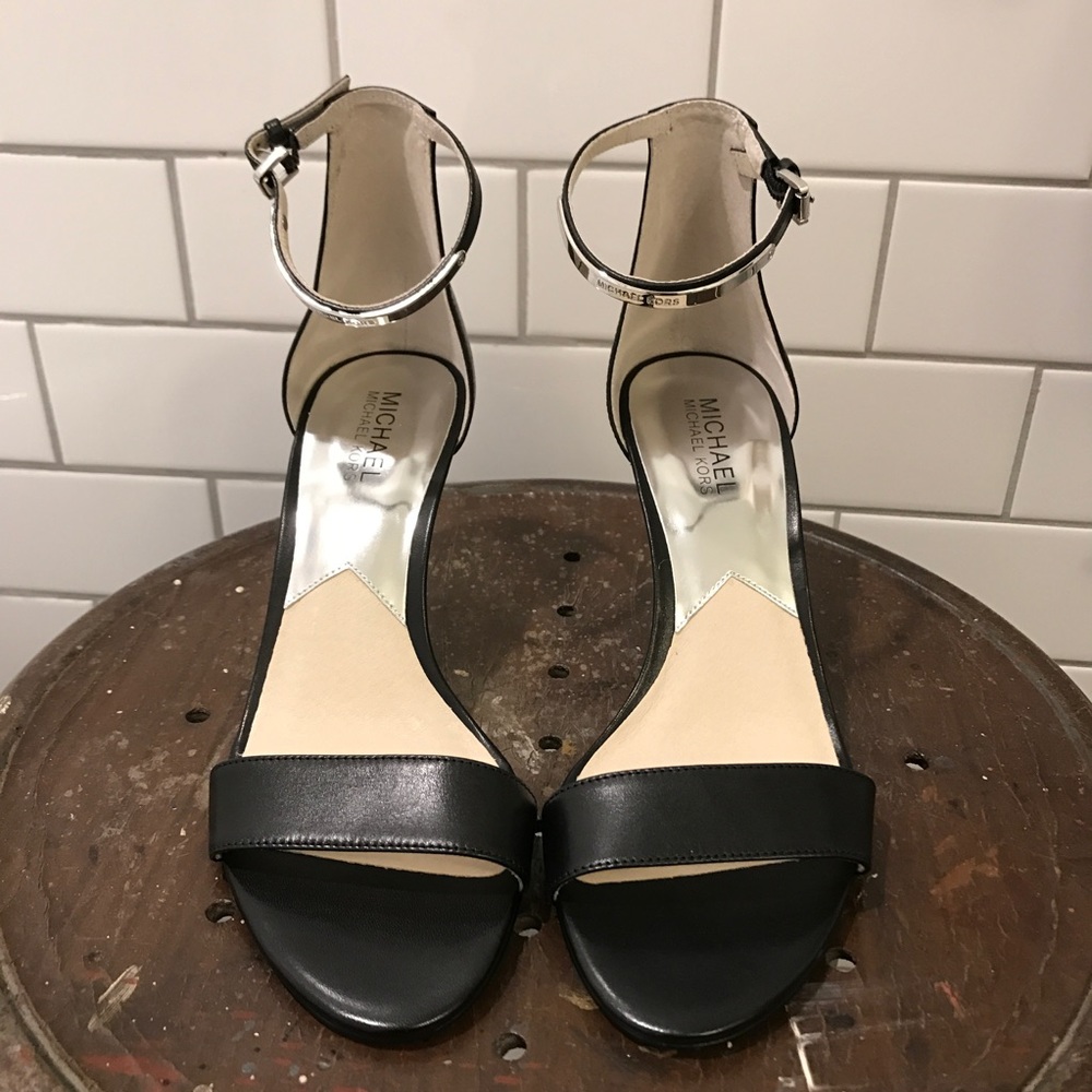 Michael MK black heels